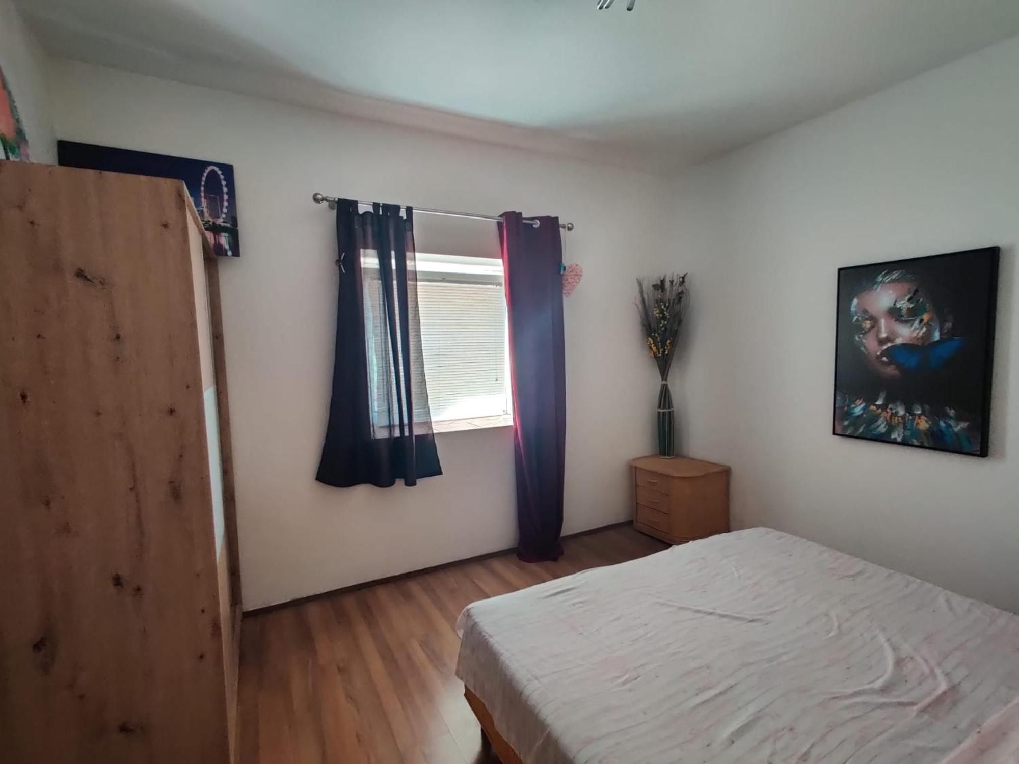 Apartments Pula With Private Parking Self Check In Exterior foto